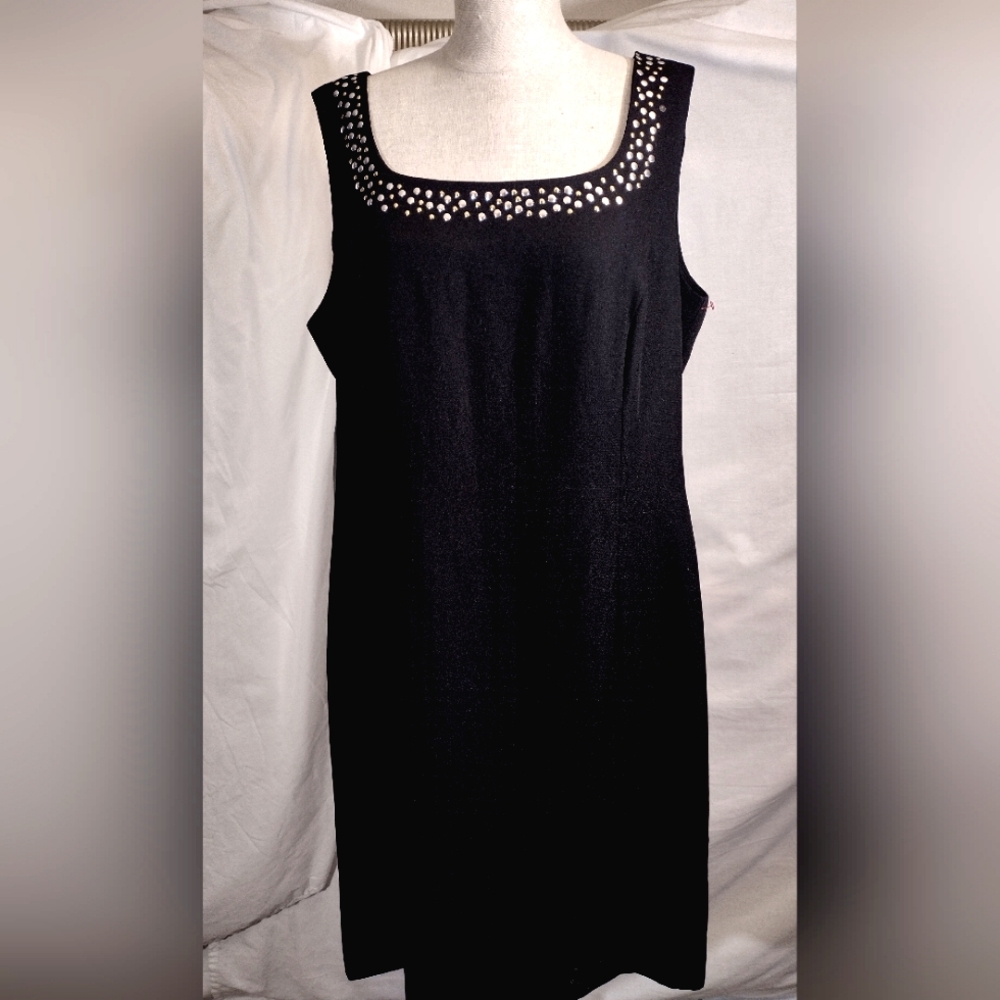 Dani Max Vintage Dress, black/sleeveless/silver gold studs/Knee Lgth,16 (runs Sm
